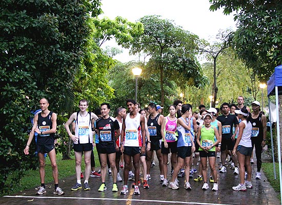 Runners await the flag-off siren