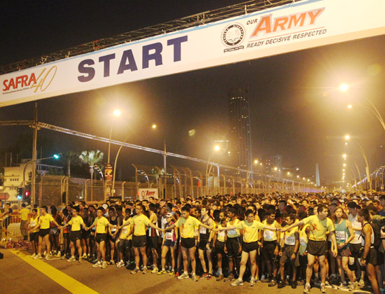 Safra Singapore Bay Run & Army Half Marathon 2012: Big on numbers, Big on familiar faces!