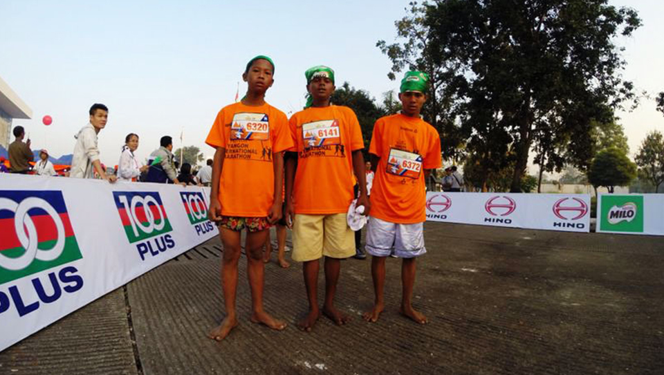 Yoma Yangon Marathon 2014: Raw, Beautiful Sights and Barefoot Runners