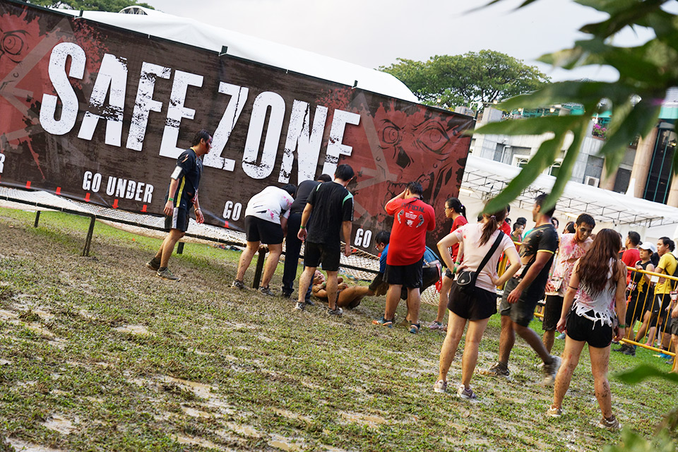No Rest When The Dead Are Chasing: Run For Your Lives Singapore 2014