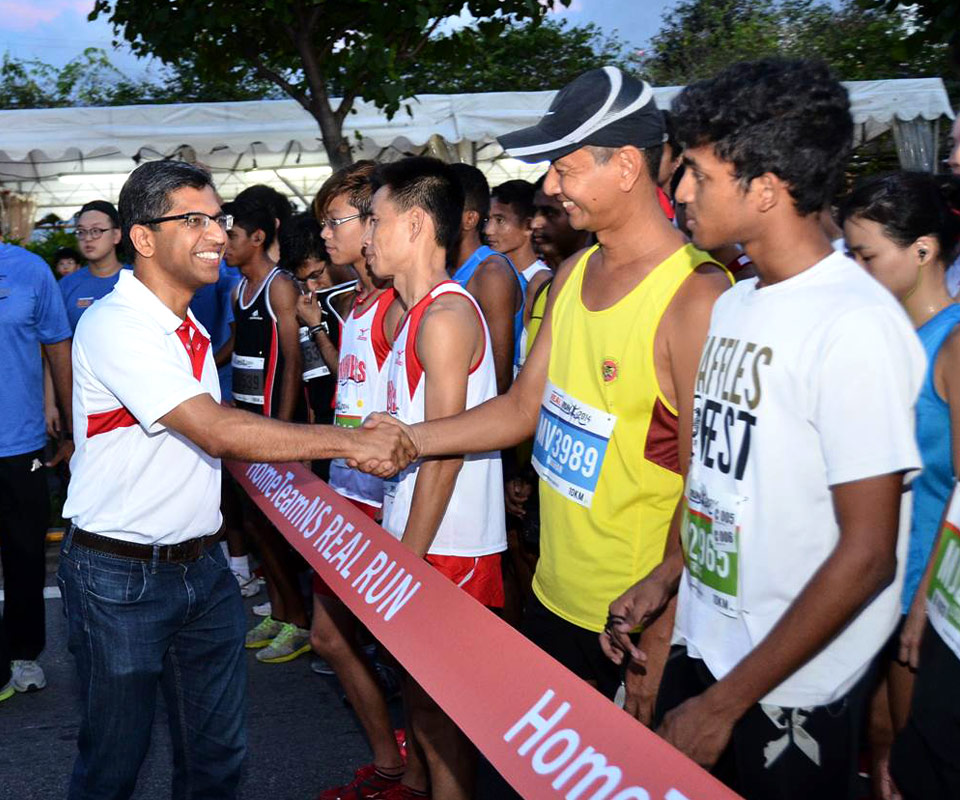 HomeTeamNS REAL Run 2014: Ten Tough Kilometres of Slopes, Trails and Sand