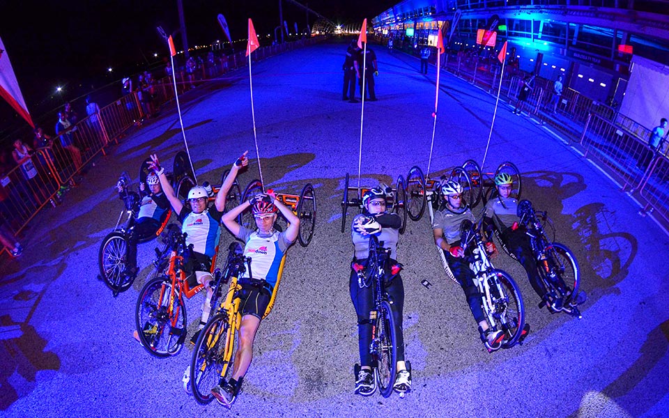 Sundown Marathon Singapore 2014: 30,000 Runners Bring on the Night in Country’s Largest Night Marathon