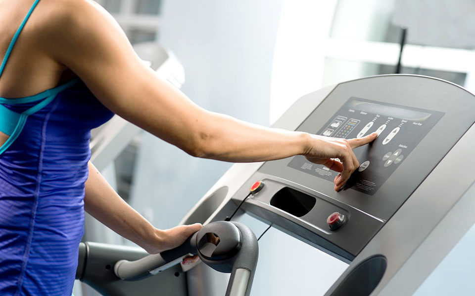 Beat Treadmill Boredom with These 4 Engaging Workouts!