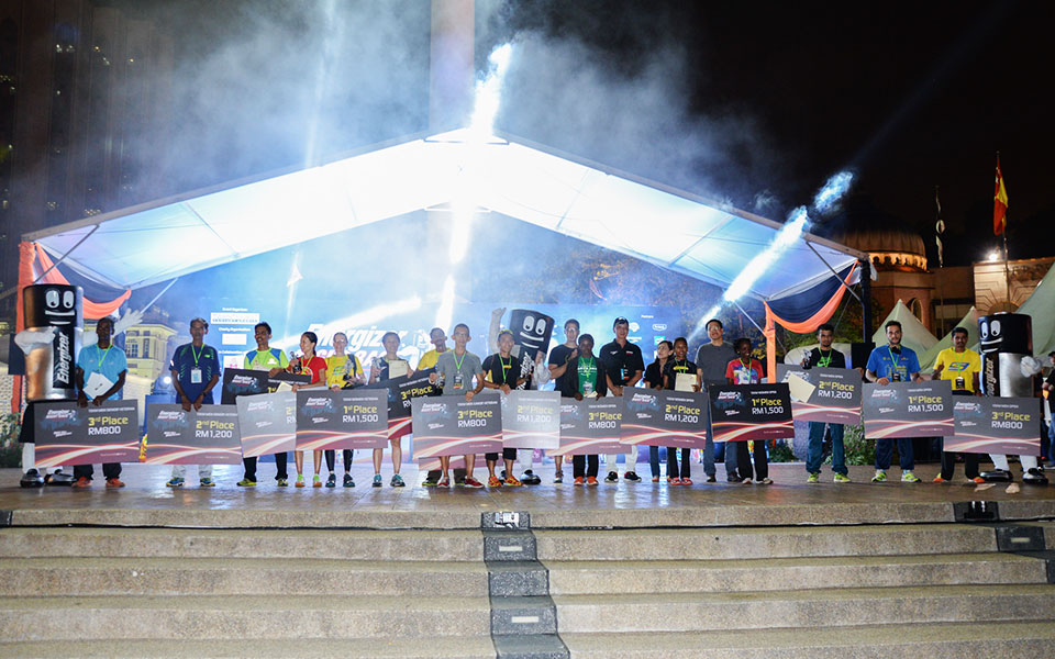 The Energizer Night Race 2014 Lit up the Streets of Kuala Lumpur with 15,000 Runners!