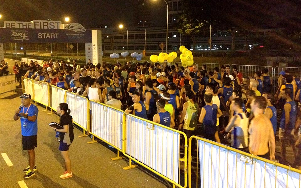 Straits Times Run at the Hub 2014: Over 20,000 Runners Were First to Finish at the Brand-New Singapore Sports Hub!
