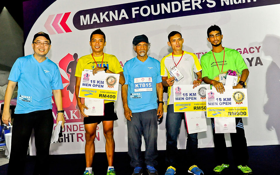 Fun and Excitment at 2nd MAKNA Founder's Night Run 2014 Malaysia