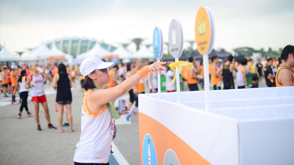 NTUC Income RUN 350 2105: Championing the Green Cause with 12,000 Participants