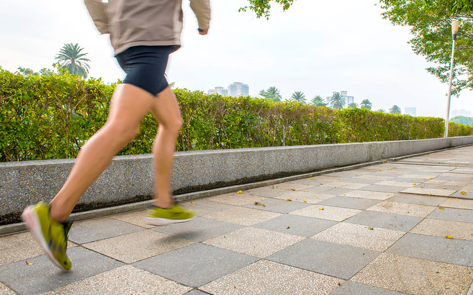 Treadmill Running vs. Outdoor Running: What's the Real Difference?