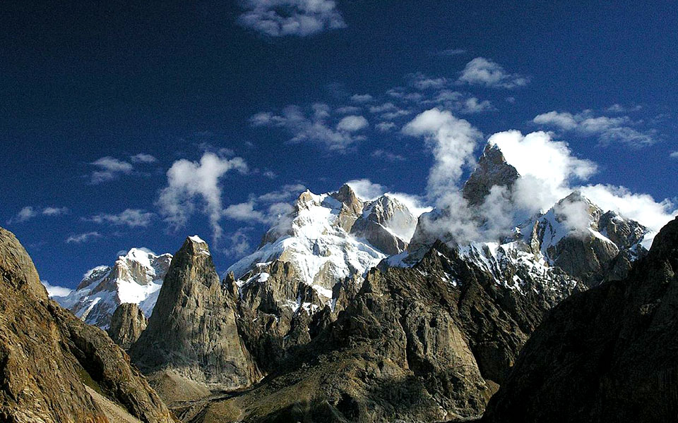 Running to Mountaineering: 15 Great Mountains to Climb and Conquer