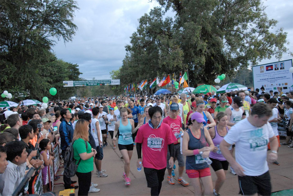 Angkor Wat International Half Marathon 2015: Giving Courage and Hope in Cambodia