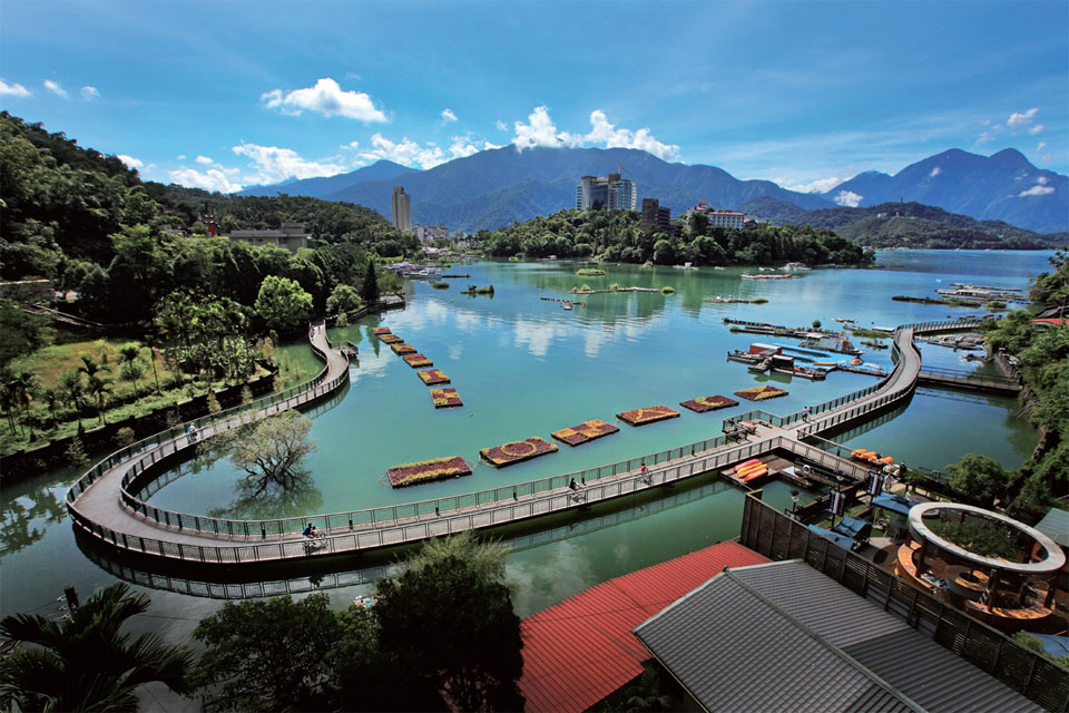 Sun Moon Lake Marathon 2015: Captivating Heavenly Beauty For Centuries