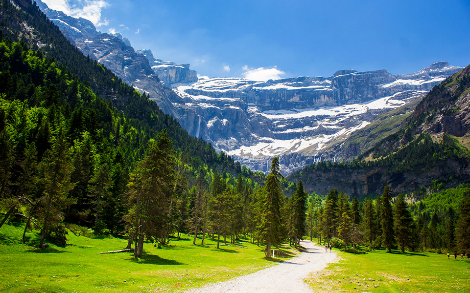 The Most Spectacular and Challenging Running Trails in Southern France