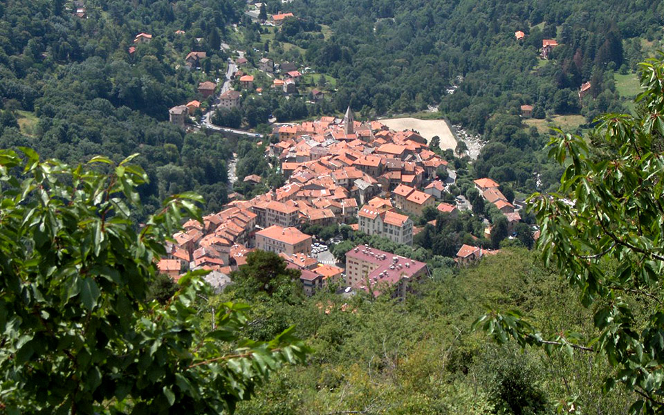 The Most Spectacular and Challenging Running Trails in Southern France