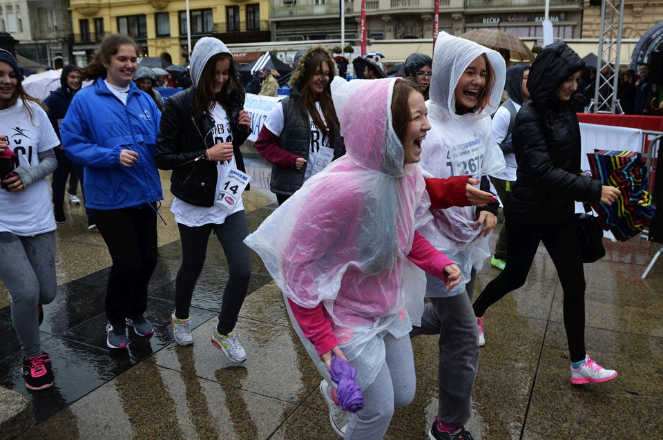 12 Crazy Tips for Everyone Who Loves to Run in the Rain!