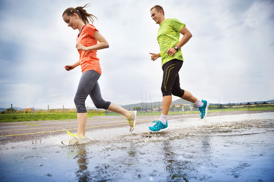 12 Crazy Tips for Everyone Who Loves to Run in the Rain!