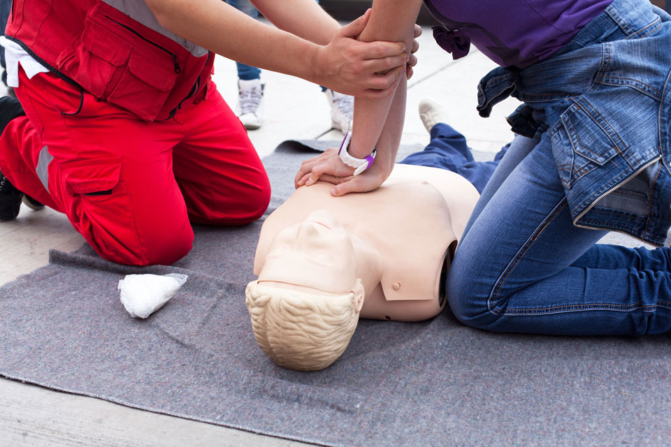 How to Apply First Aid for Runners
