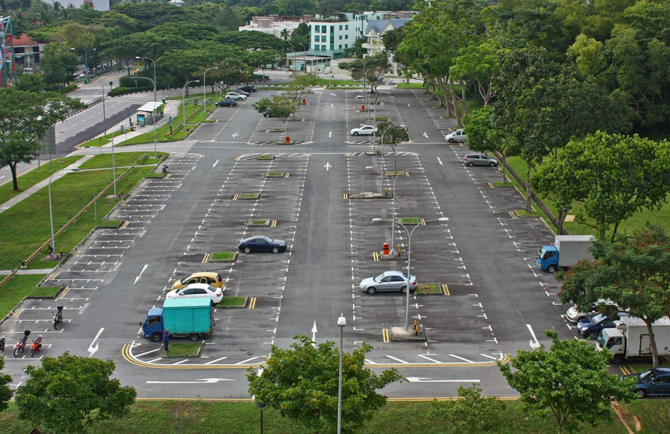 Singapore Runners Most Uncertain as Car Park Fee Increases