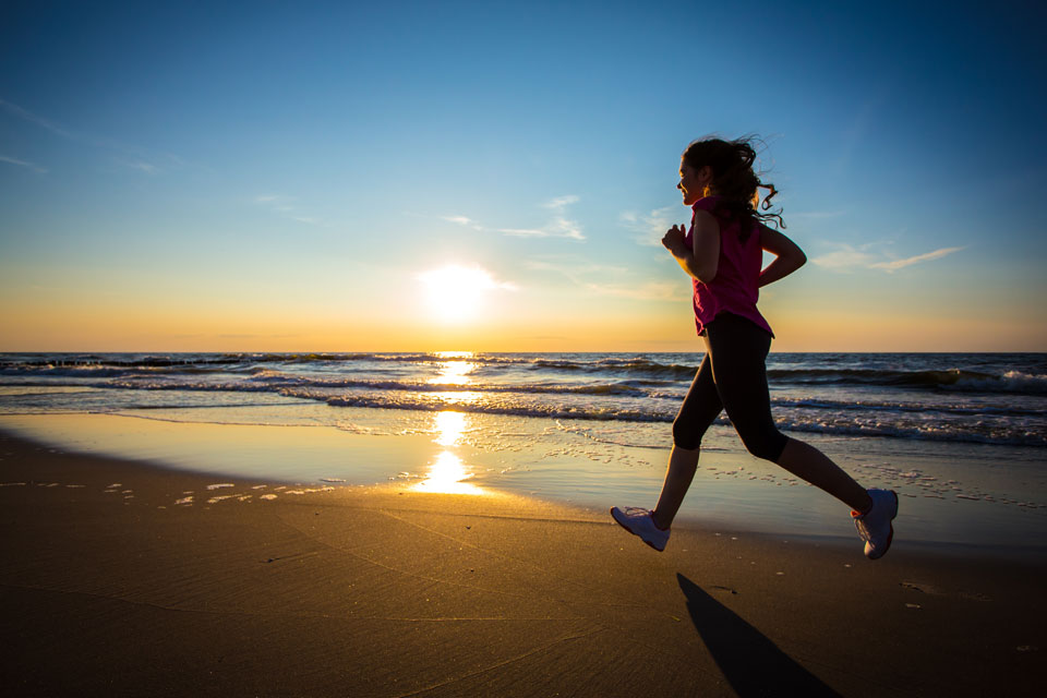2016 Sunset Run: Smell the Sea, Feel the Breeze, Hear the Ocean, For a Good Cause