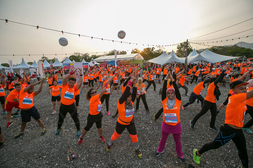 Men’s Health Women’s Health Night Run by AIA Vitality- Johor: Will 3 Be Your Lucky Charm?