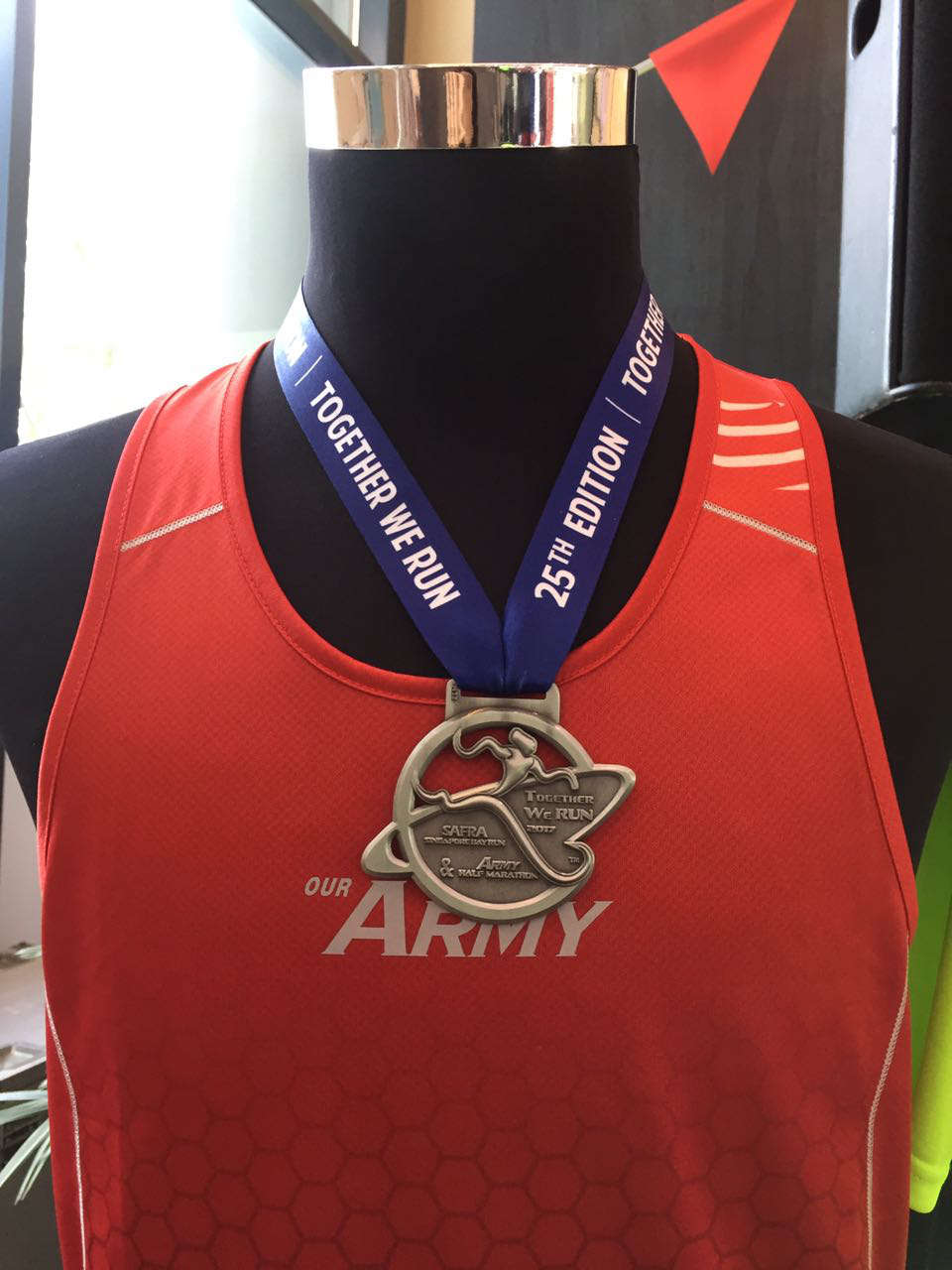 SAFRA Singapore Bay Run & Army Half Marathon (SSBR & AHM) 2017 Medals Designs and Race Entitlements