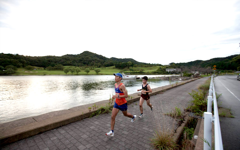 It Takes More Than Two to Tango at this 100km Ultramarathon