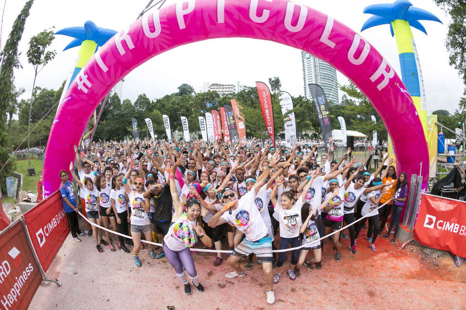 The CIMB Color Run 2017 Excites 13,000 Runners in Kuala Lumpur