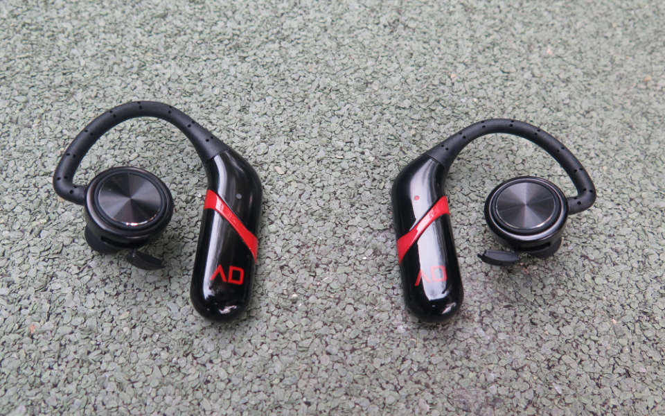 JAAP Wireless Sports Earphones: Solving Issues I Thought were Unsolvable
