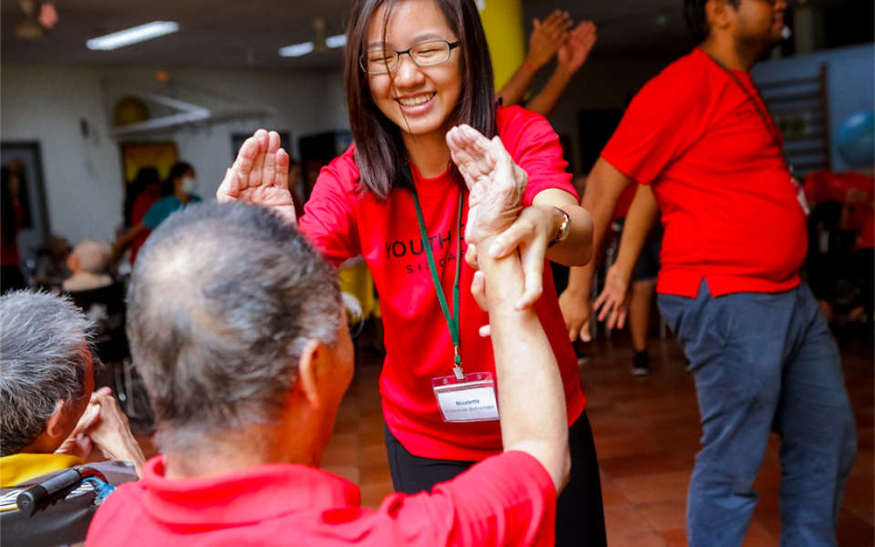 It’s the Hottest Topic on the Singapore Run Scene: Should Event Volunteers Be Paid?