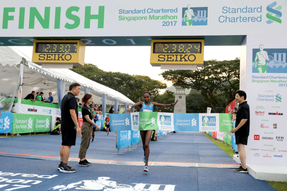 Singapore Marathon Race Results: Soh Rui Yong and Rachel See Crowned Winners of the National Championship