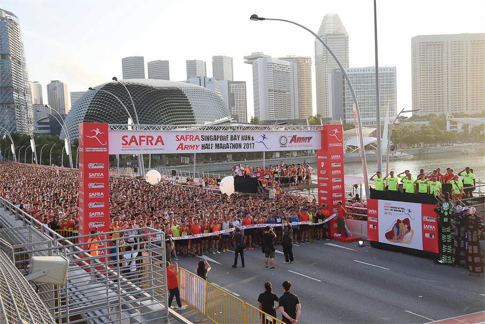 Top 10 Singapore Running Events Of 2017 - SAFRA Singapore Bay Run & Army Half Marathon (SSBR & AHM)