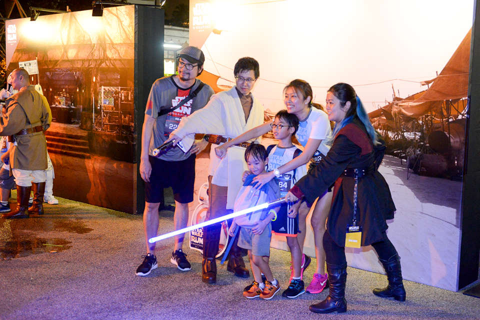 Celebrate the BEST of STAR WARS at STAR WARS RUN Singapore 2018!