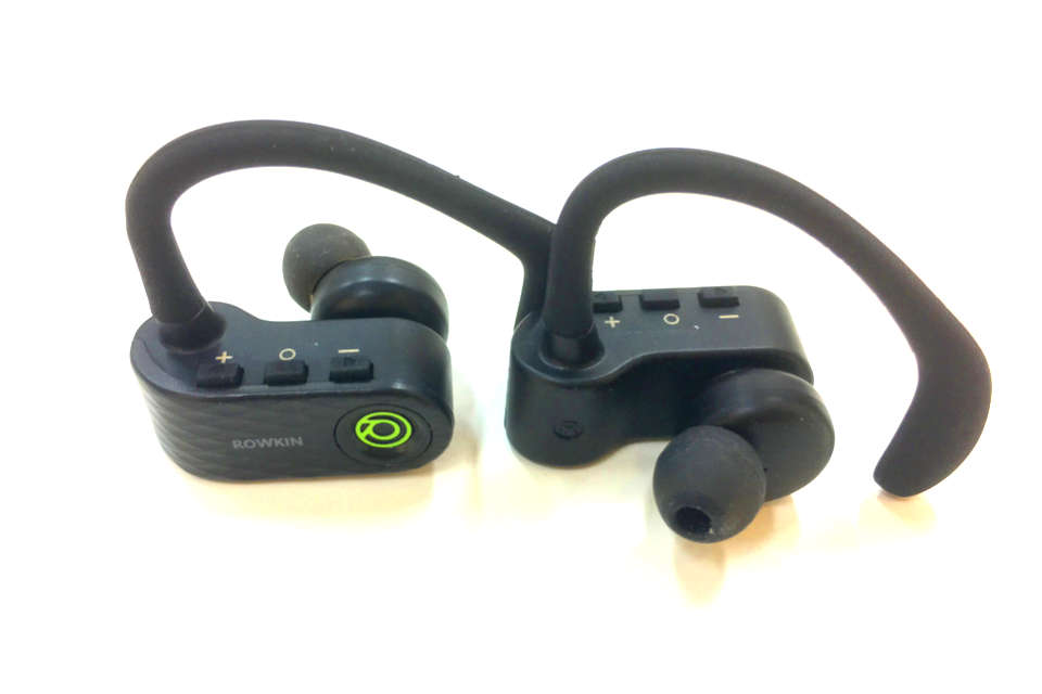Rowkin Surge Charge: You Can Barely Feel Them On Your Ears!