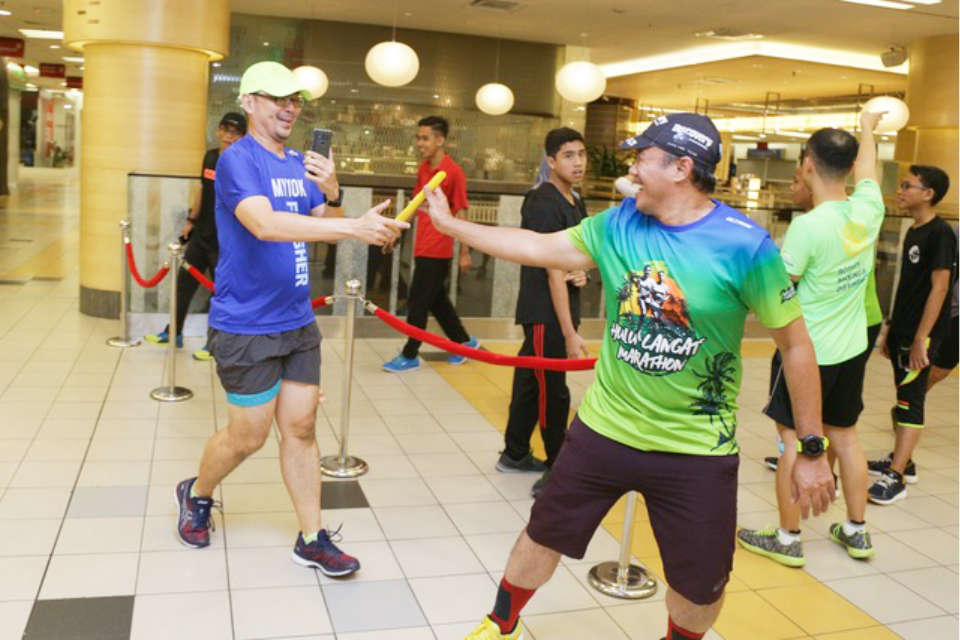 ASICS Organised Its First Ever Mall Run As The ASICS Relay Malaysia Preview 2018
