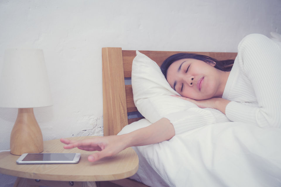12 Worst Morning Habits For Your Health (And How To Start Your Day Right!)
