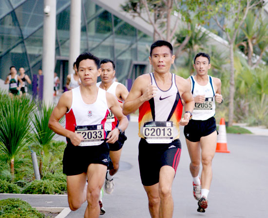 Run by the Bay 2012 (By Civil Service Club) : Might Morphing Power Race