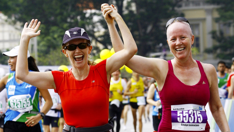 Cancer Survivor Keeps On Running