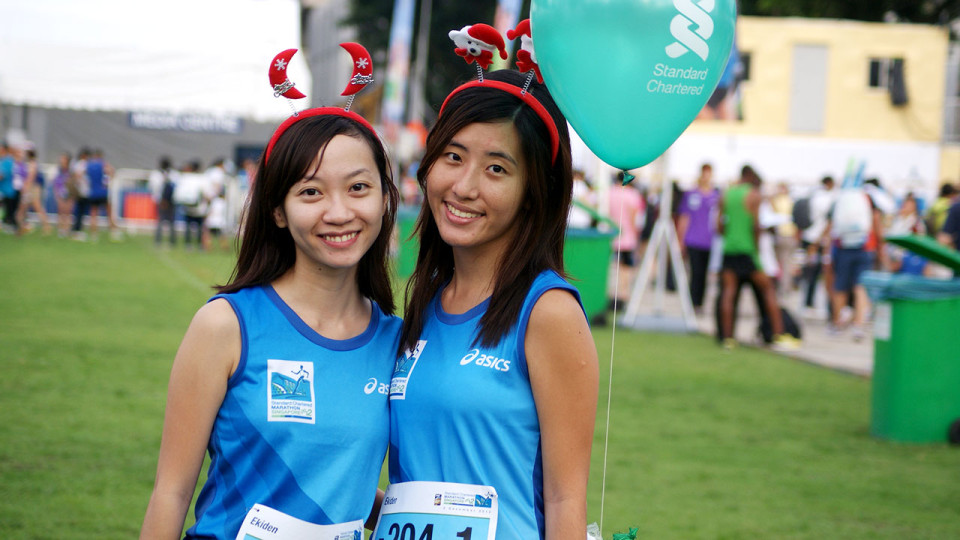Standard Chartered Marathon Singapore 2012: Festive Mood to End the Year