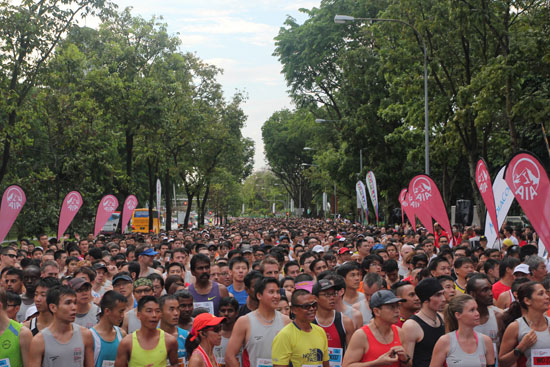 Signature Event In The West, Jurong Lake Run 2013 Includes 850m Kids Dash  