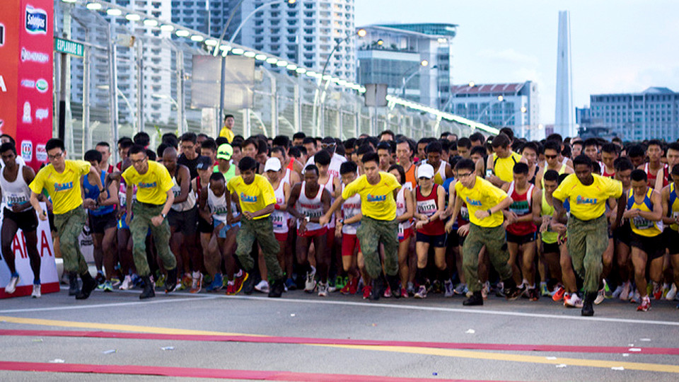 SAFRA Singapore Bay Run & Army Half Marathon 2014: Special Rates And Priority Registration For NSMen And Families