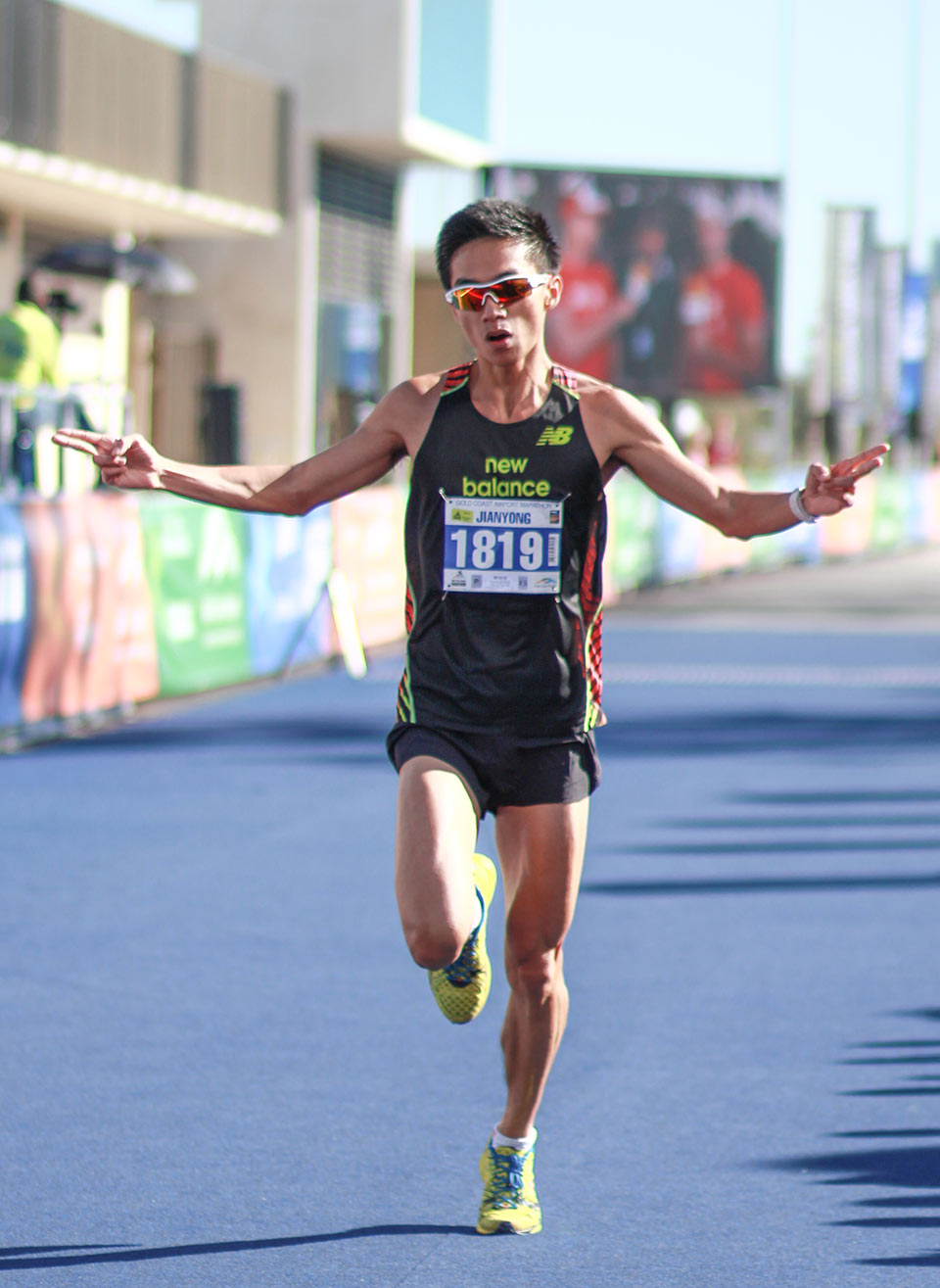 Fang Jian Yong, first Singaporean male, making his victorious return.