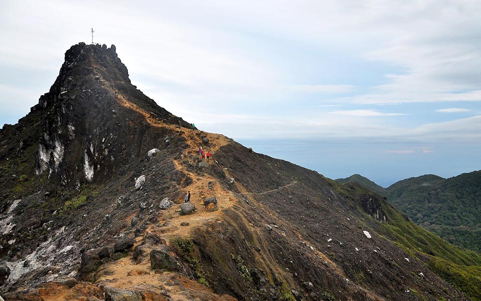 9 Most Exciting Running Trails in Indonesia