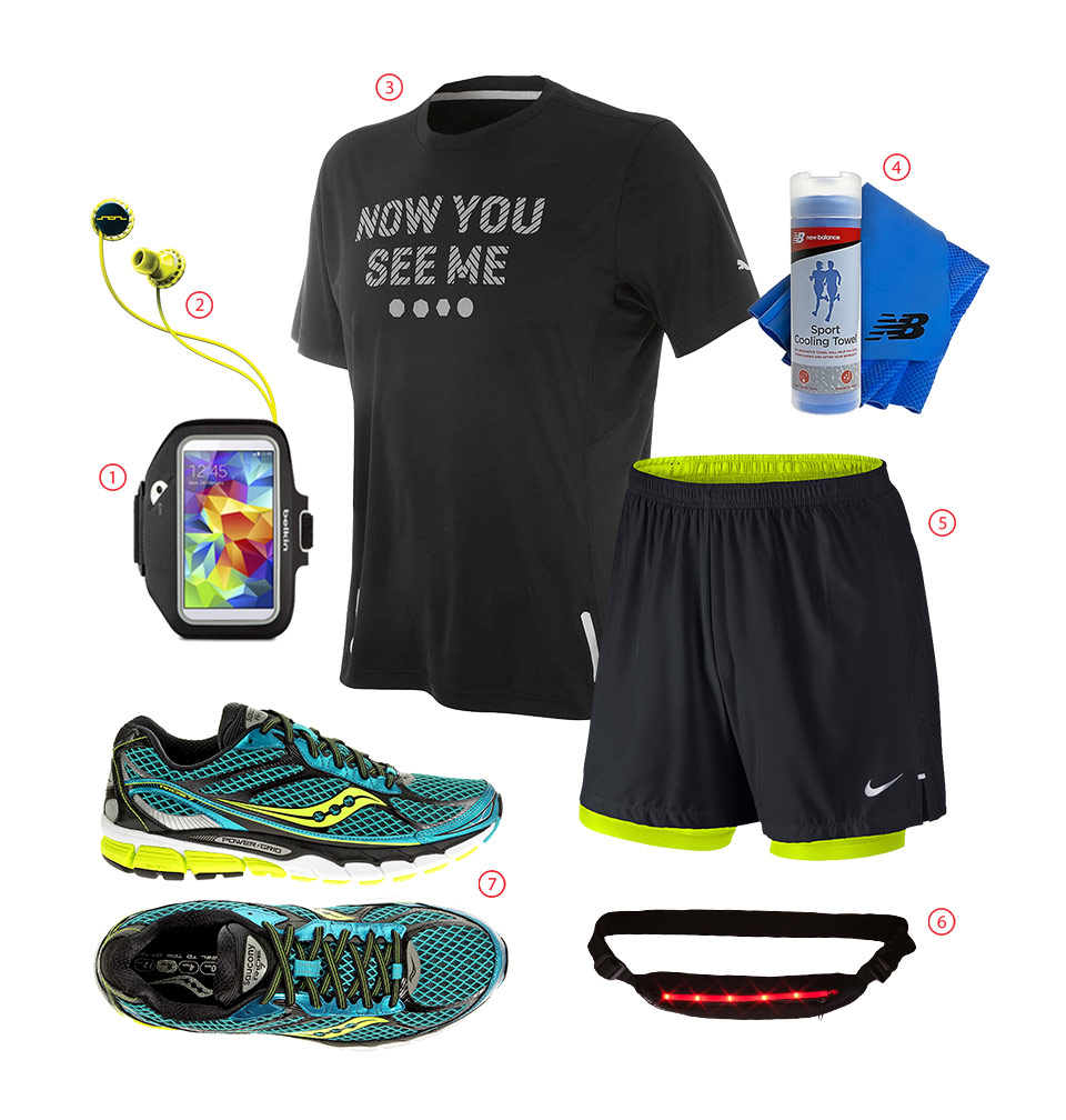 Outfit of the Week: Stay Sleek and Stylish While Running at Night!