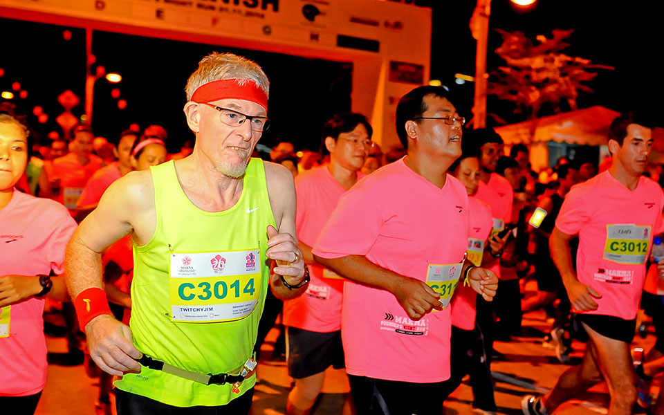 Fun and Excitment at 2nd MAKNA Founder's Night Run 2014 Malaysia