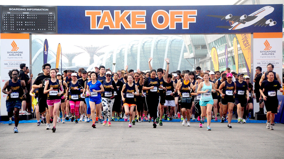 SIA Charity Run 2014 Flies High With 13,000 Runners and Astounding S$5 Million Raised for Charity