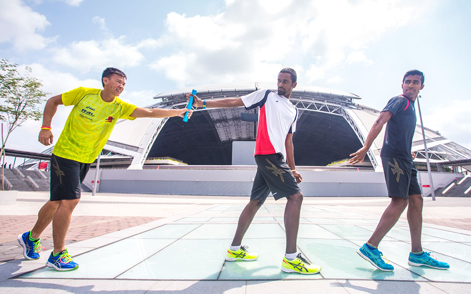 ASICS City Relay Race 2015: Singapore's 1st Night Marathon Relay
