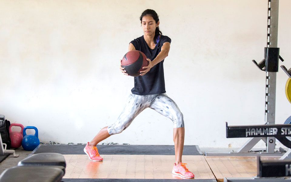 Singapore Track and Field Star Dipna Lim Prasad Personifies NIKE's #betterforit Campaign!