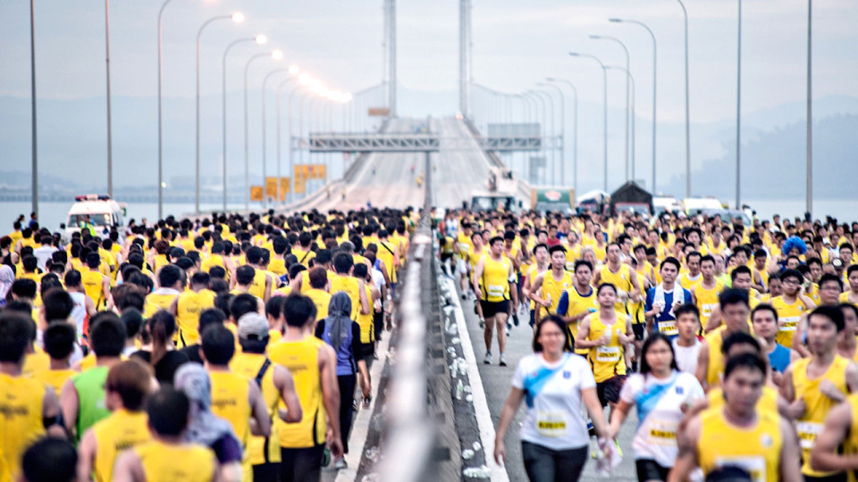 Penang Bridge International Marathon 2015: Panoramic Views from World's Third Longest Bridge