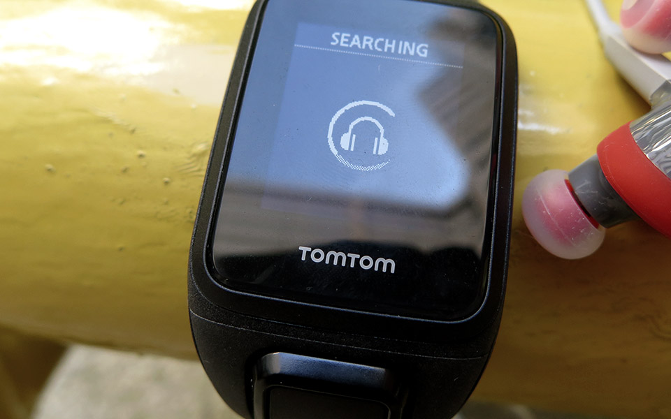 Is Our TomTom Spark Fitness Watch Actually Playing Music?