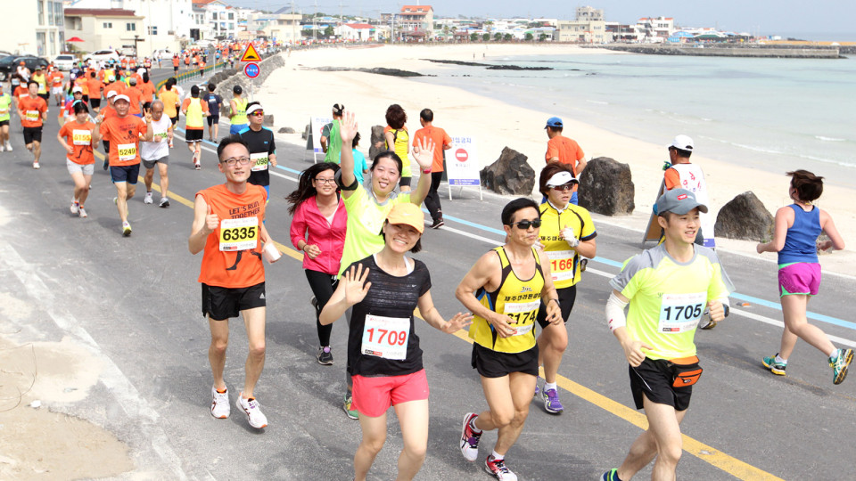 Run Coast to Coast in the 21st Jeju International Tourism Marathon Festival