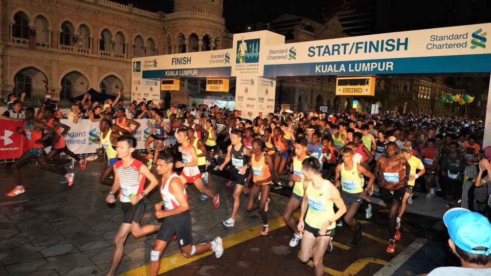 Runners Got Hit By Car During KL Standard Chartered Marathon 2019